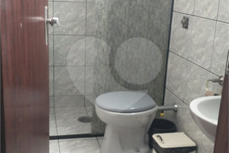 Casa à venda com 4 quartos, sendo 2 suítes,  em Conjunto Habitacional Brás Cubas, Mogi das Cruzes, SP