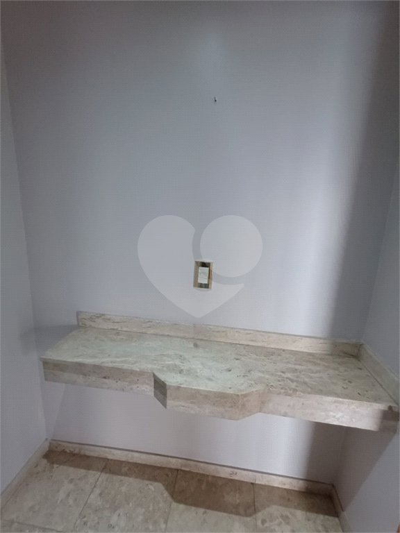 Apartamento à venda ou para alugar com 4 quartos, sendo 1 suíte,  em Vila Andrade, São Paulo, SP
