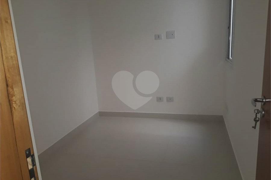 Casa à venda ou para alugar com 3 quartos, sendo 1 suíte, no condomínio martinha, São Paulo - SP