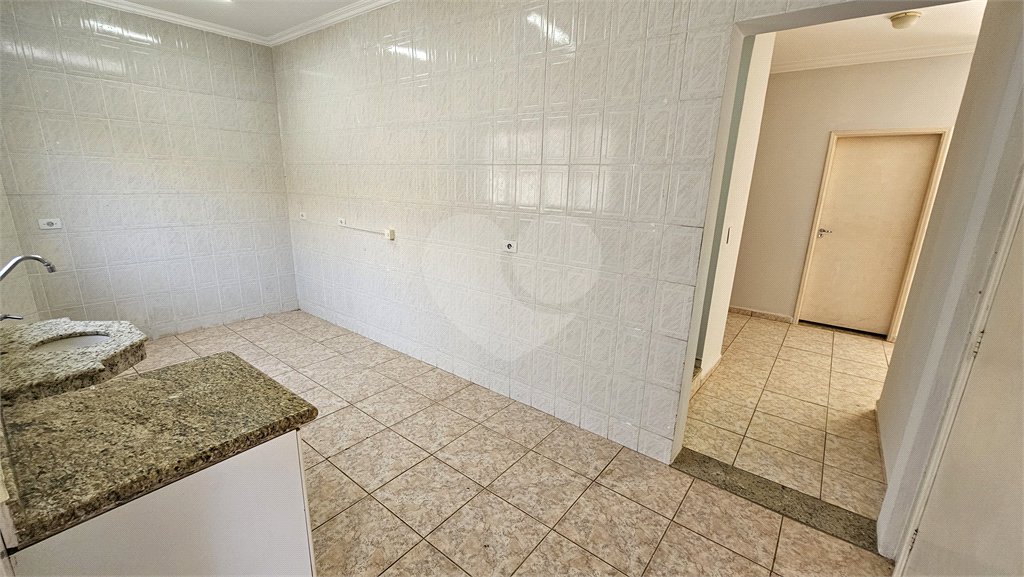 Sobrado à venda com 3 quartos, sendo 2 suítes, em Jardim Rossignatti, Indaiatuba, SP