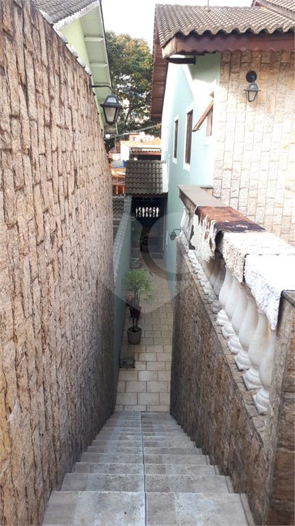 Casa à venda com 3 quartos, sendo 2 suítes,  em Vila Rosália, Guarulhos, SP