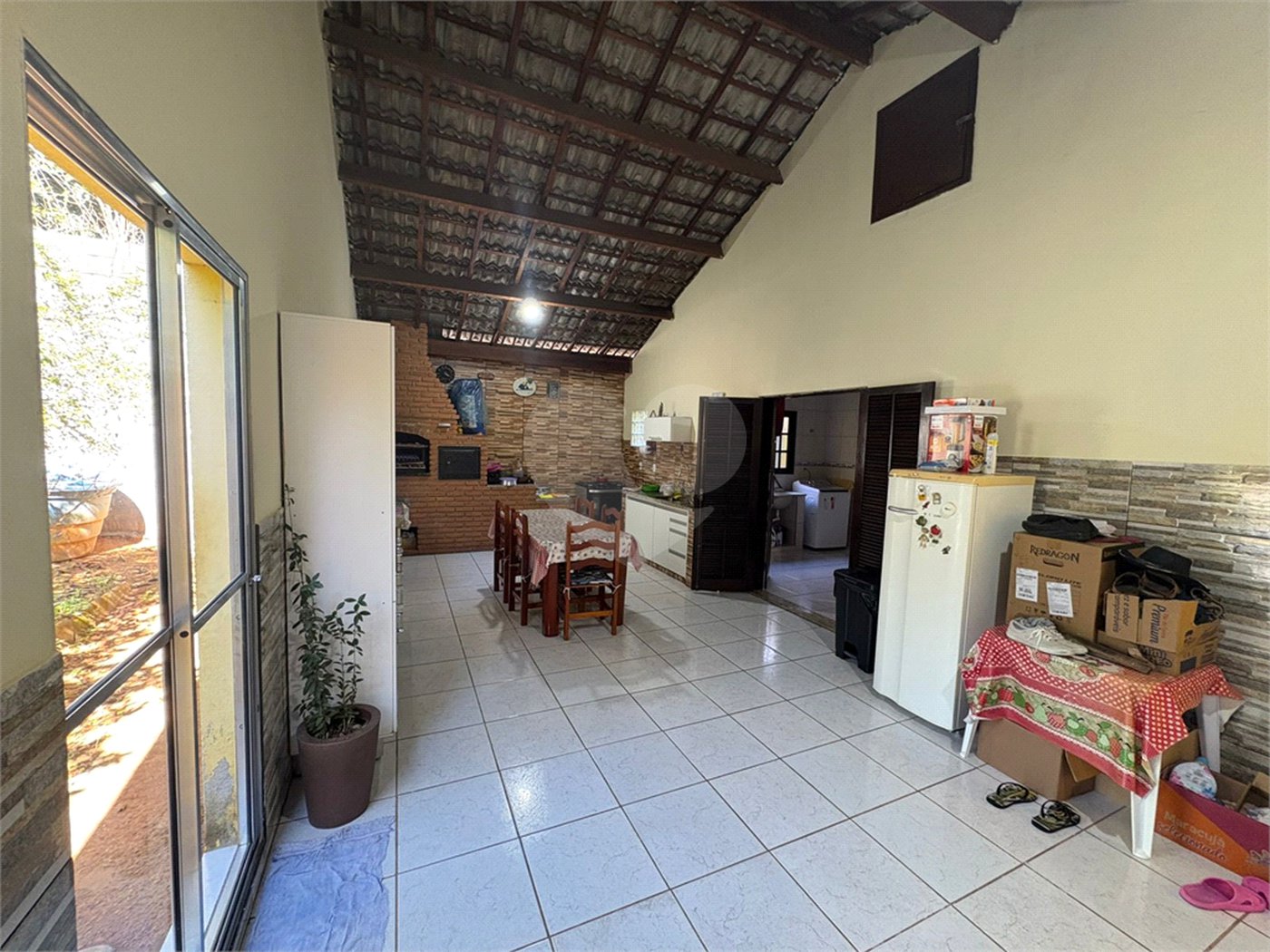 Casa à venda com 3 quartos, sendo 1 suíte, em Jardim Casa Branca, Suzano, SP