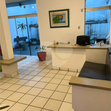 Sobrado à venda ou para alugar com 2 suítes em Itaim Bibi, São Paulo, SP