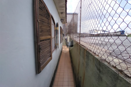 Casa Térrea à venda com 3 suítes em Vila Mazzei, São Paulo, SP
