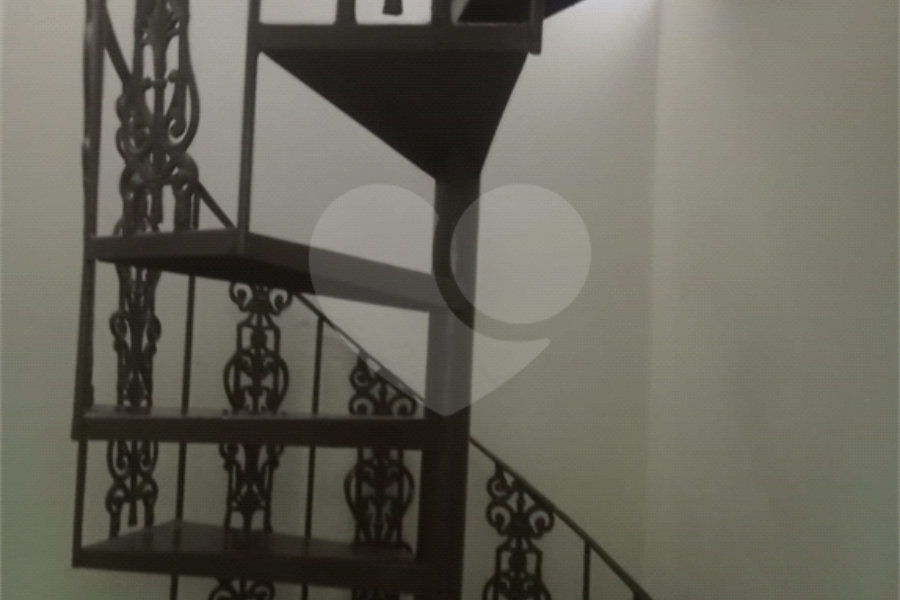 Casa à venda com 3 quartos, sendo 2 suítes, no condomínio Casa, São Paulo - SP