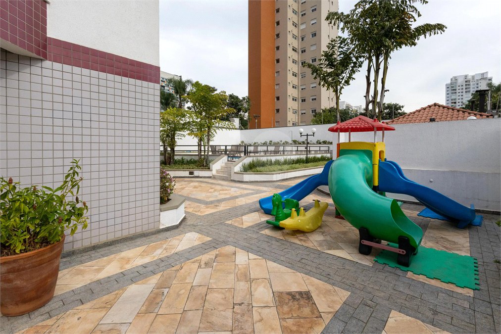 Apartamento à venda com 3 quartos, sendo 2 suítes, em Cidade Monções, São Paulo, SP