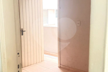 Apartamento à venda com 2 quartos em Bela Vista, São Paulo, SP