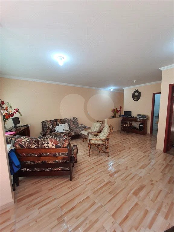 Casa térrea em Pirituba com 30 vagas!!!