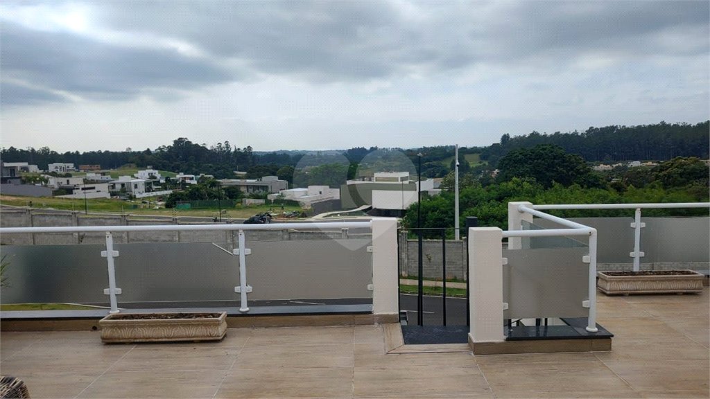 Casa à venda com 4 quartos, sendo 1 suíte, no condomínio Green View Residdence, Indaiatuba - SP