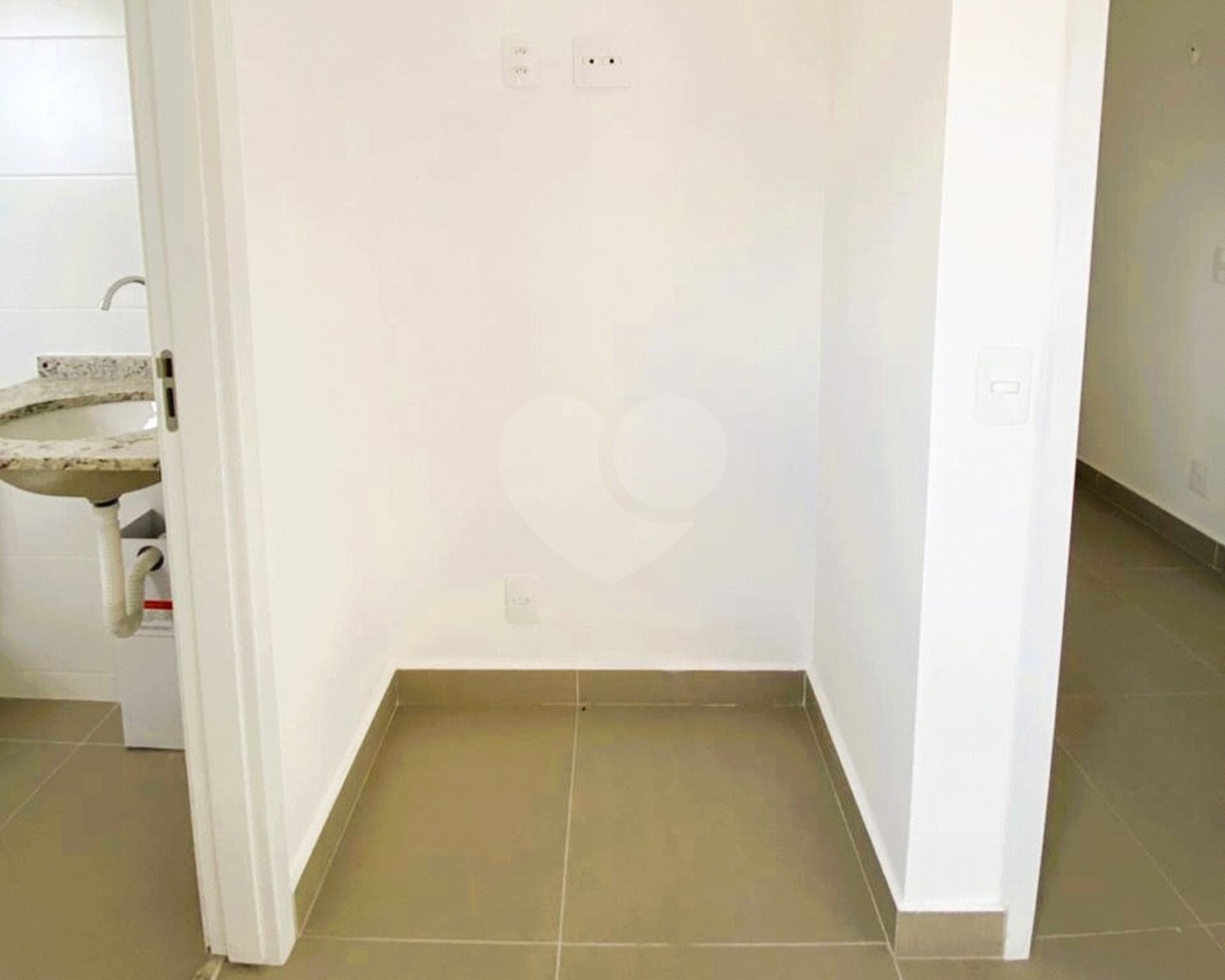 Apartamento à venda com 3 suítes em Parque Morumbi, Votorantim, SP
