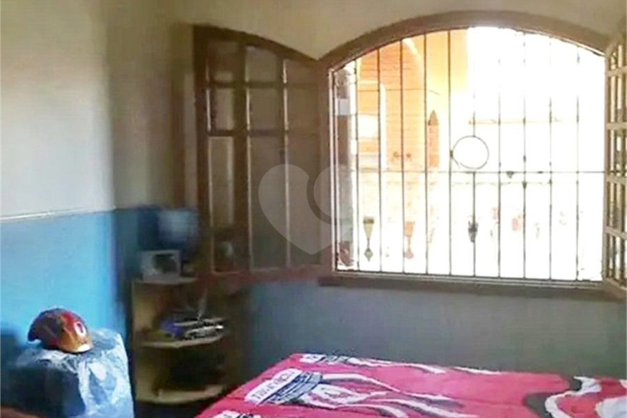 Sobrado à venda com 3 quartos, sendo 1 suíte, em Parque Vitória, São Paulo, SP