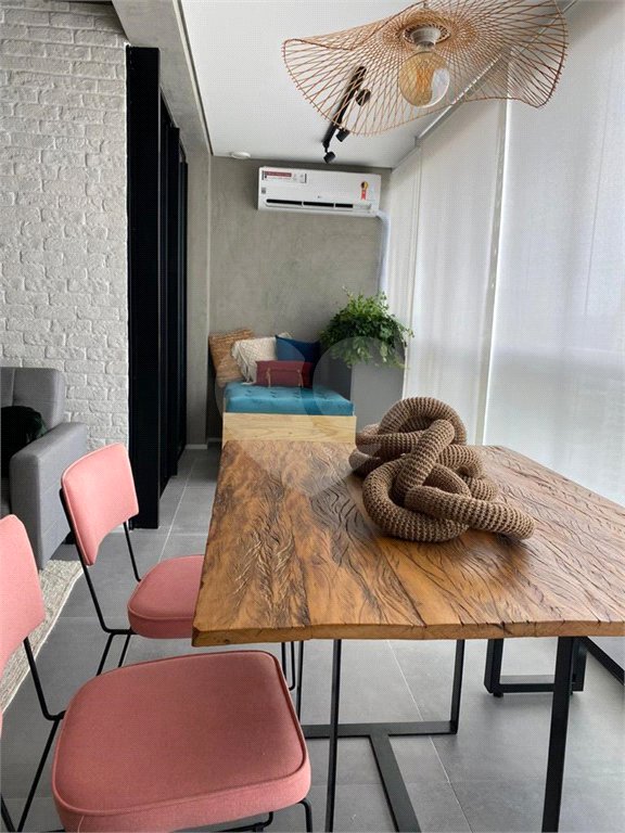 Sala à venda com 1 suíte em Chácara Santo Antônio, São Paulo, SP