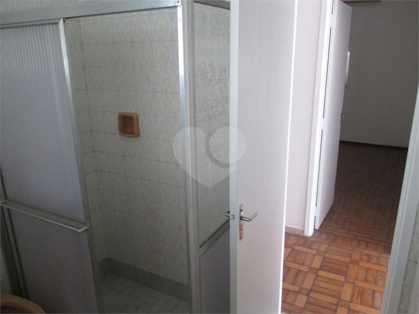 Sobrado à venda com 3 quartos em Horto, São Paulo, SP