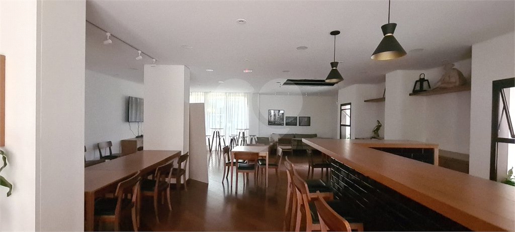 Apartamento à venda com 3 quartos, sendo 1 suíte,  em Indianópolis, São Paulo, SP