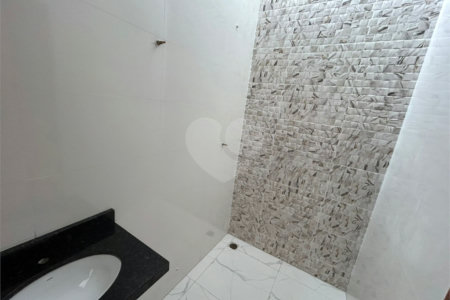Casa de Vila à venda com 2 quartos, sendo 1 suíte, em Vila Nova Sorocaba, Sorocaba, SP