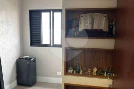 Sobrado à venda com 3 quartos, sendo 1 suíte, em Jordanópolis, São Bernardo do Campo, SP