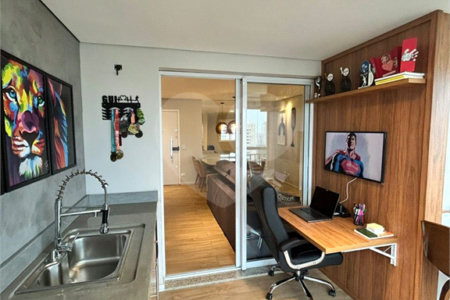 Apartamento à venda com 2 quartos, sendo 1 suíte, em Parque Reboucas, São Paulo, SP