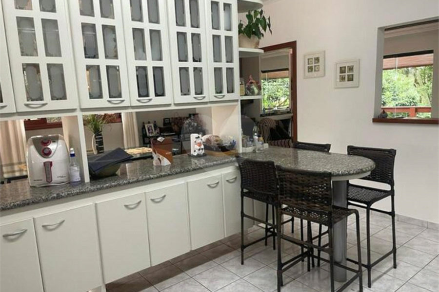 Casa à venda com 3 quartos, sendo 1 suíte, no condomínio Clube de Campo Mairiporã, Mairiporã - SP