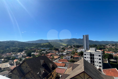 Apartamento para alugar com 2 quartos, sendo 1 suíte, em Jardim Maristela, Atibaia, SP