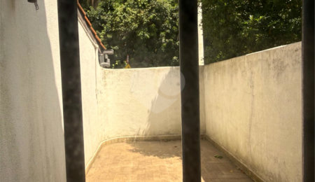 Sobrado à venda com 3 quartos em Horto Florestal, São Paulo, SP