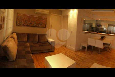 Apartamento à venda com 2 suítes em Real Parque, São Paulo, SP