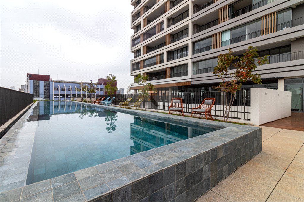 Apartamento à venda com 3 quartos, sendo 1 suíte, em Vila Mariana, São Paulo, SP