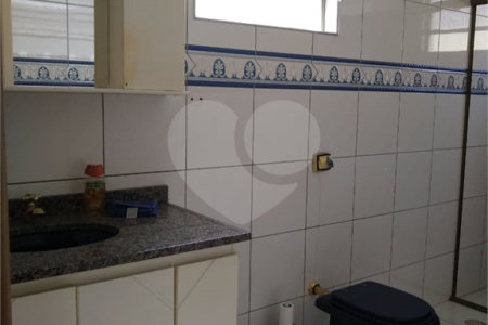 Casa Térrea à venda com 3 quartos em Campo Grande, São Paulo, SP