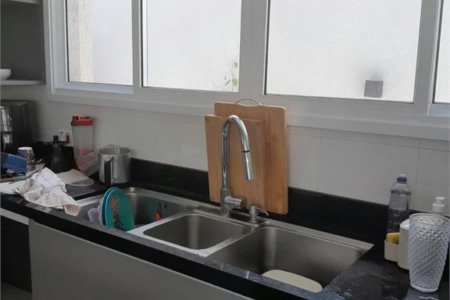 Casa à venda com 3 suítes em Moinho Velho, Cotia, SP