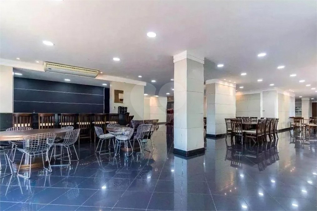 Apartamento à venda com 3 quartos, sendo 2 suítes, em Brooklin Paulista, São Paulo, SP