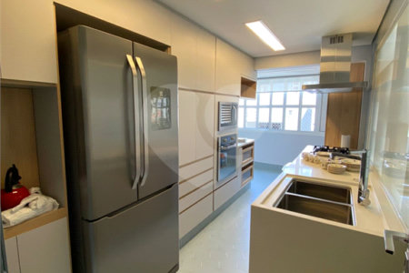 Apartamento à venda com 2 quartos em Cerqueira César, São Paulo, SP