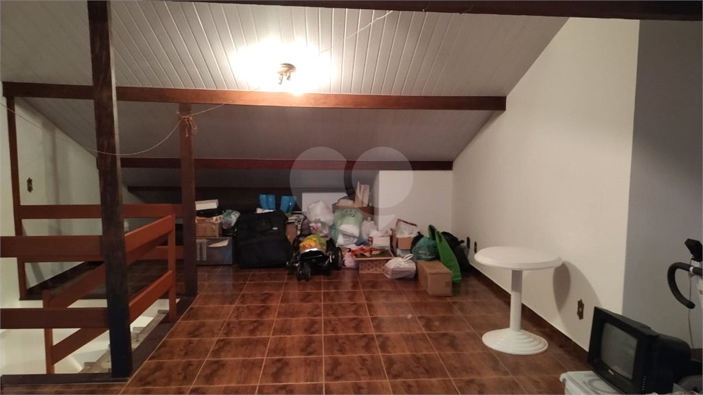 Sobrado à venda com 3 quartos, sendo 1 suíte, em Bosque da Saúde, São Paulo, SP