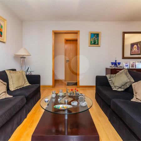 Apartamento à venda com 4 quartos, sendo 3 suítes, em Alto da Lapa, São Paulo, SP