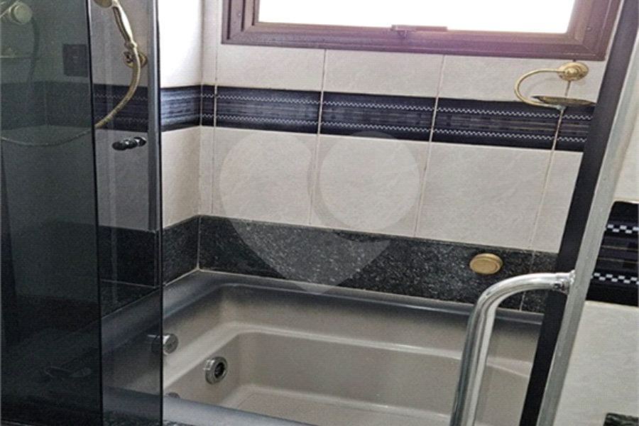 Apartamento à venda com 3 quartos, sendo 1 suíte, em Anália Franco, São Paulo, SP