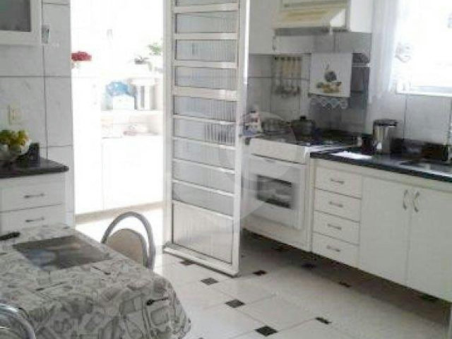 Sobrado à venda com 3 quartos em Freguesia do Ó, São Paulo, SP