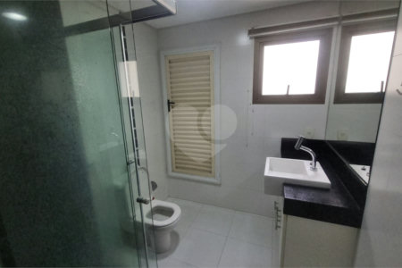 Apartamento à venda com 3 quartos, sendo 1 suíte,  em Indianópolis, São Paulo, SP