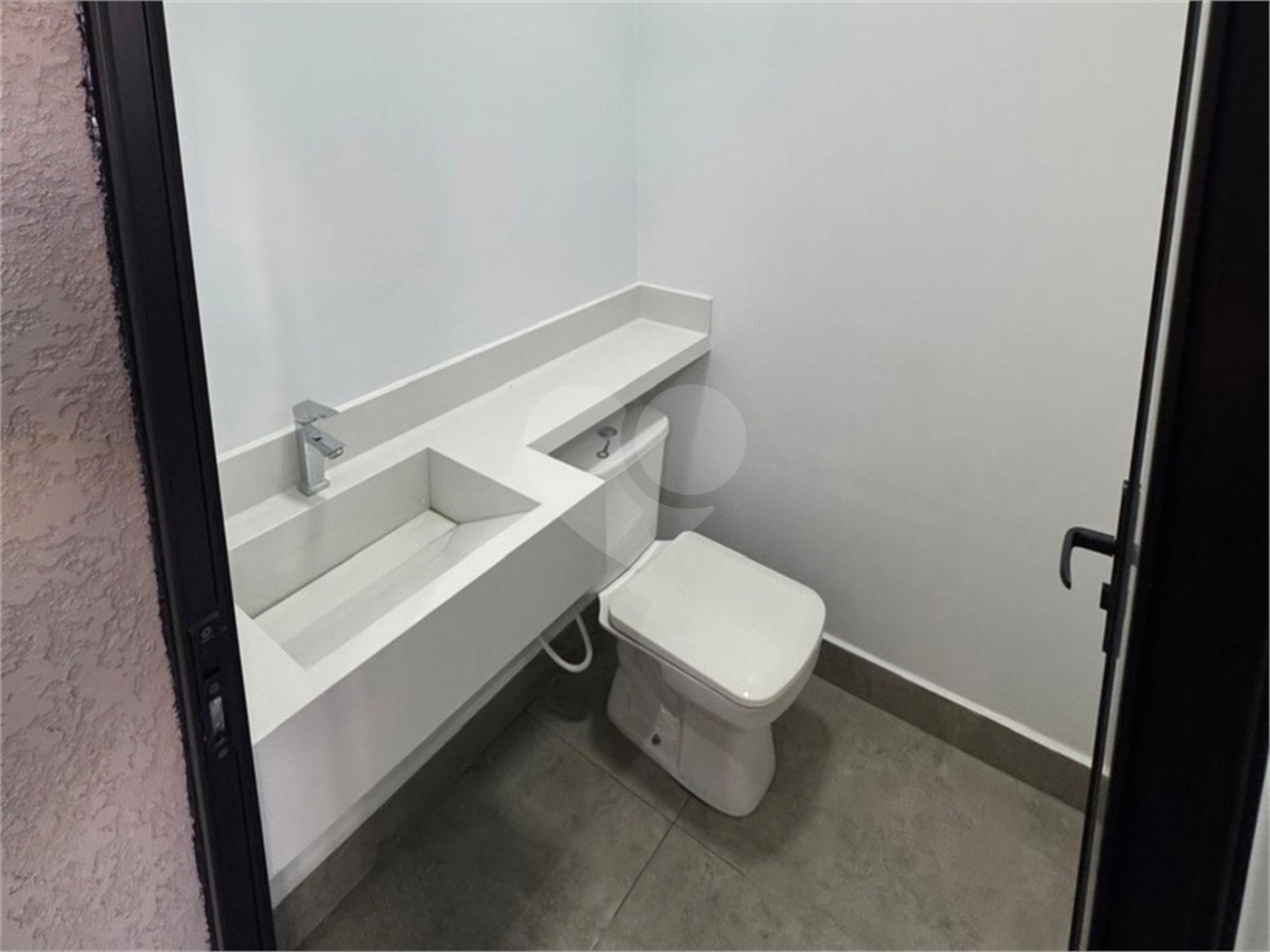 Casa à venda com 3 quartos, sendo 1 suíte, no condomínio Terras de São Francisco, Sorocaba - SP