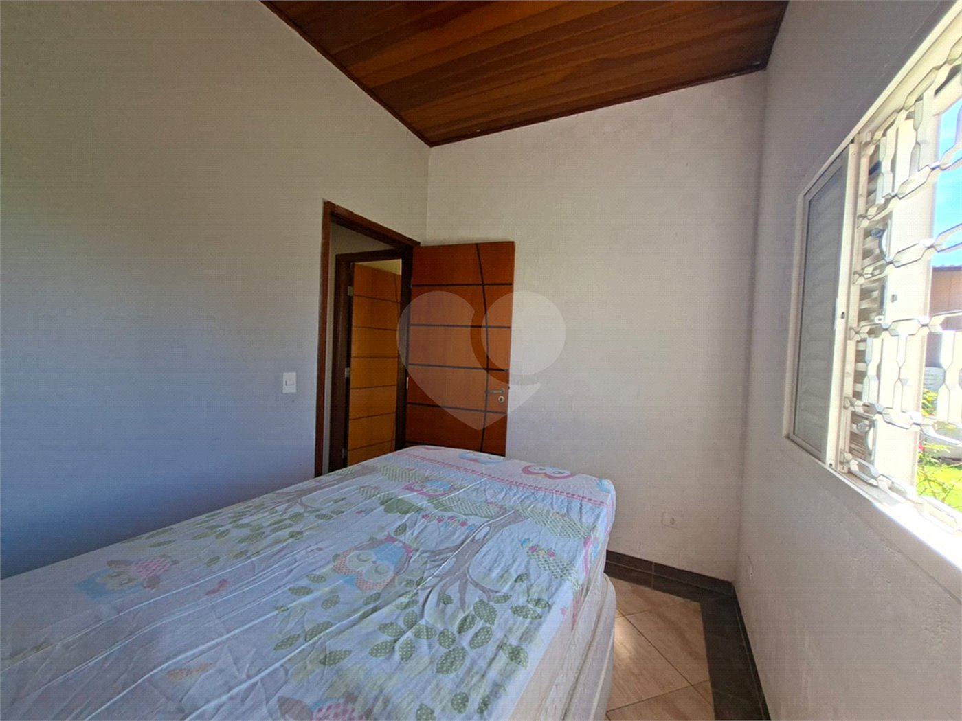 Casa à venda com 3 quartos, sendo 1 suíte,  em Tatetú, Alambari, SP