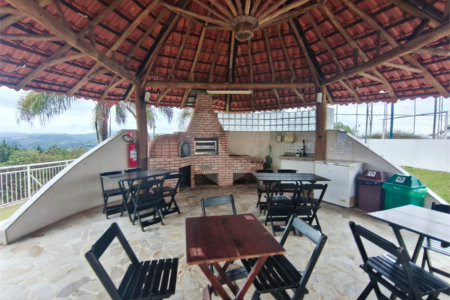 Casa à venda com 3 suítes no condomínio Piemonte, Vinhedo - SP
