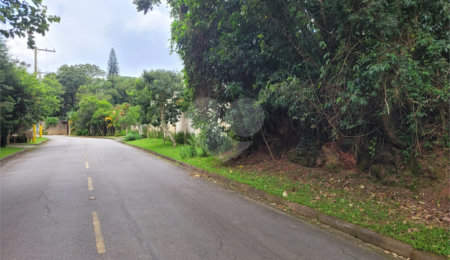 Terreno à venda no condomínio Cantareira, Mairiporã - SP