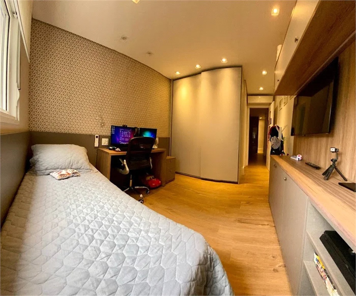 Apartamento à venda com 3 suítes em Vila Suzana, São Paulo, SP