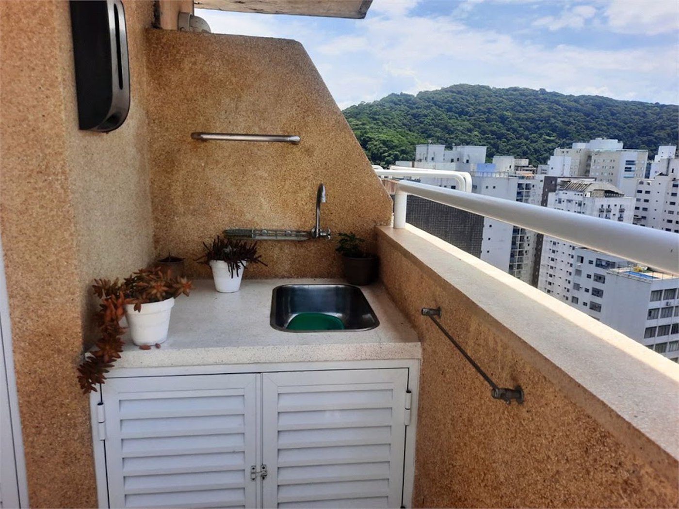 Cobertura com 3 dormitórios à venda, 200 m² por R$ 1.590.000,00 - Barra Funda - Guarujá/SP