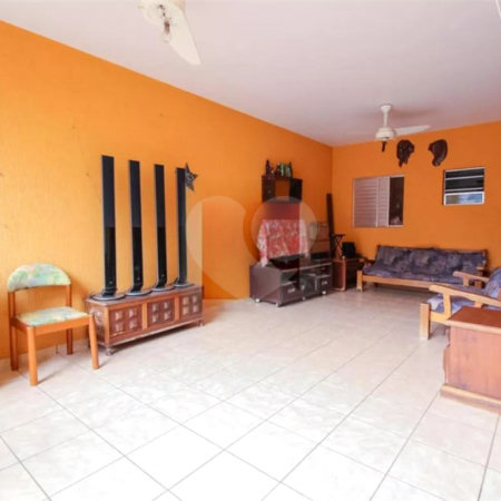 Sobrado à venda com 4 quartos, sendo 2 suítes, em Vila Anglo Brasileira, São Paulo, SP