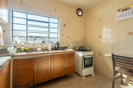 Sobrado à venda com 3 quartos em Vila Sônia, São Paulo, SP