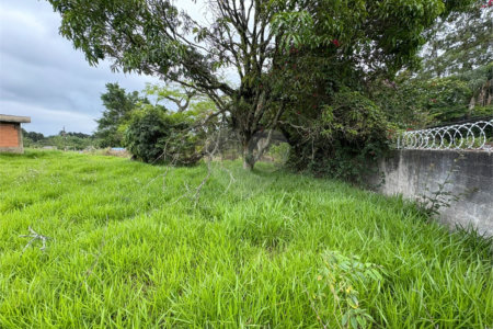 Área de Terra à venda ou para alugar com 2 quartos em Chácaras Reunidas Guaio, Suzano, SP