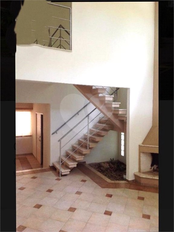 Casa à venda com 4 quartos, sendo 2 suítes, no condomínio Bosque de Grevilea, Vinhedo - SP