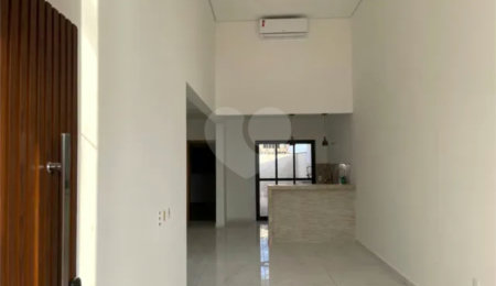 Casa à venda com 3 quartos, sendo 1 suíte,  no condomínio Horto Florestal Villagio, Sorocaba - SP