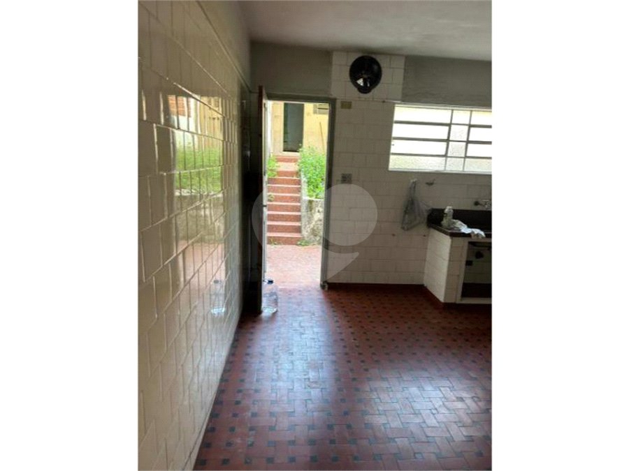 Sobrado à venda com 3 quartos, sendo 1 suíte, em Vila Paulicéia, São Paulo, SP