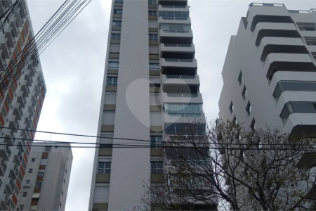 Apartamento à venda ou para alugar com 3 quartos, sendo 1 suíte,  em Indianópolis, São Paulo, SP