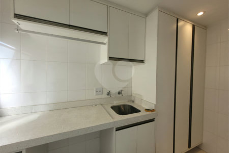 Apartamento à venda com 3 suítes no Centro, Santo André, SP