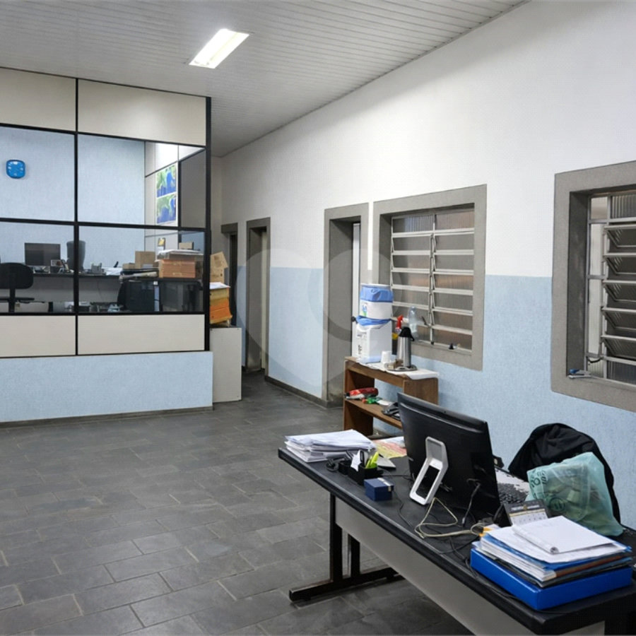 ESCRITORIO DE 156M² - OPORTUNIDADE IMPERDÍVEL NA AVENIDA IMIRIM!
